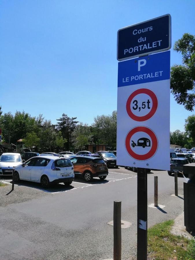 Le Petit Studio - 15 M2 - Centre Ville - Sorgue A 50 M LʼIsle-sur-la-Sorgue Buitenkant foto